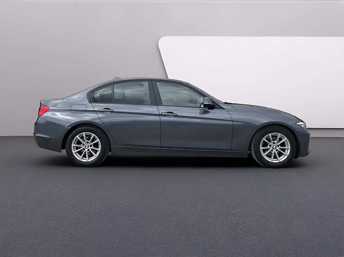 Used 2014 BMW 3 Series Efficient Dynamics Business Mineral Grey - Interior and Exterior details 15