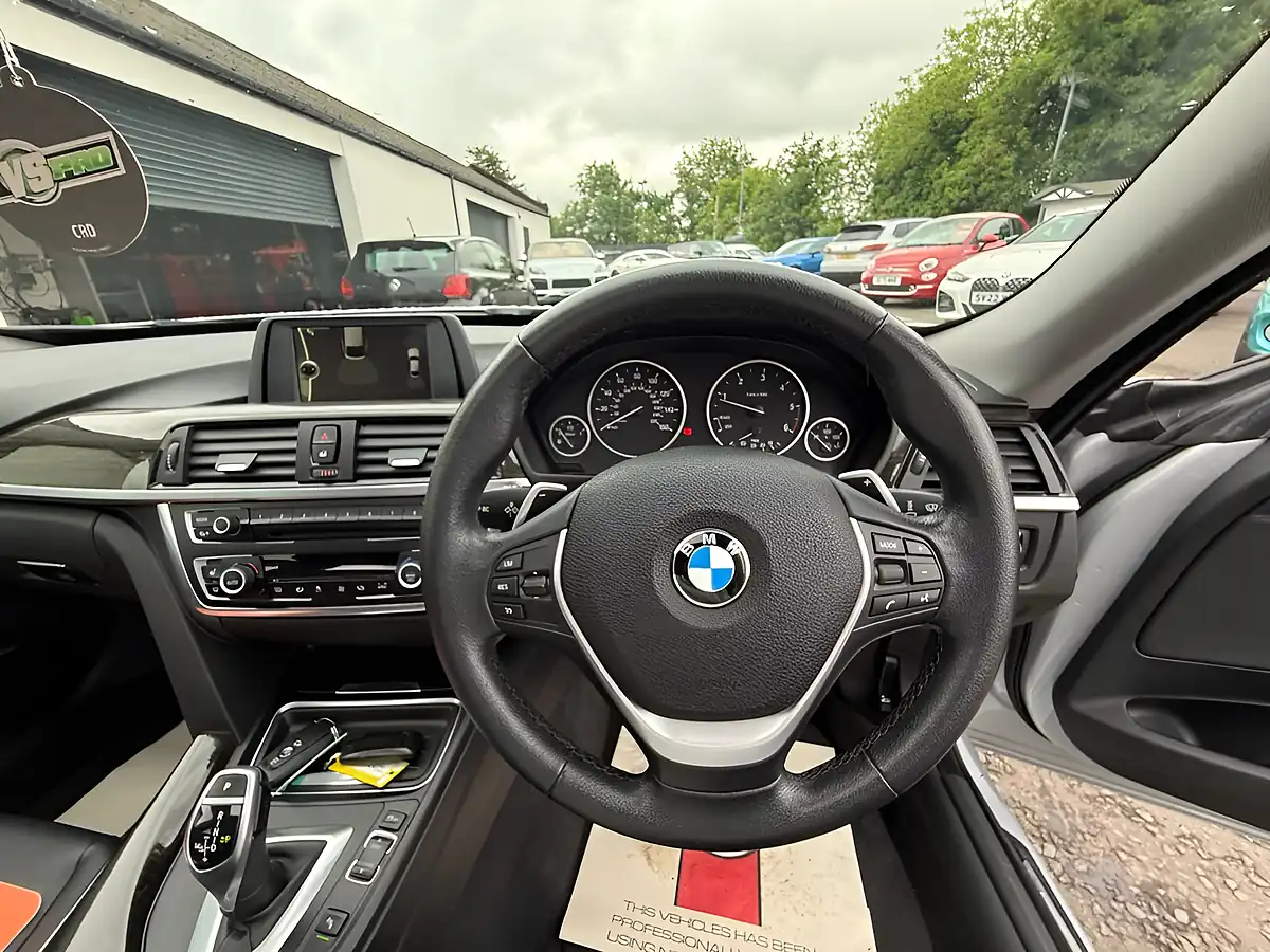 Used 2014 BMW 3 Series Gran Turismo Luxury GT Glacier Silver - Interior and Exterior details 14