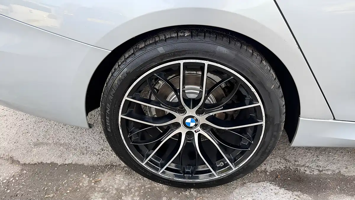 Used 2014 BMW 3 Series Gran Turismo M Sport GT Glacier Silver - Interior and Exterior details 19