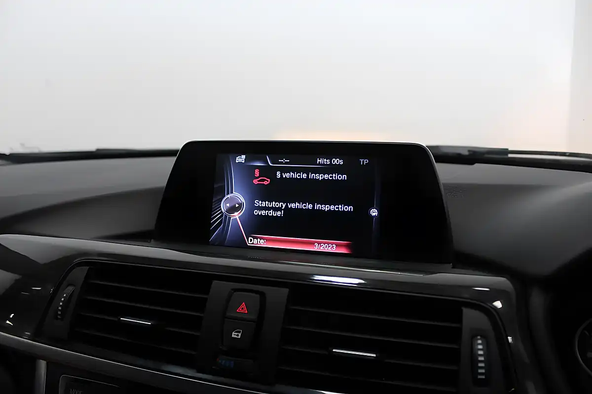 Used 2014 BMW 3 Series Luxury Black - Interior and Exterior details 15