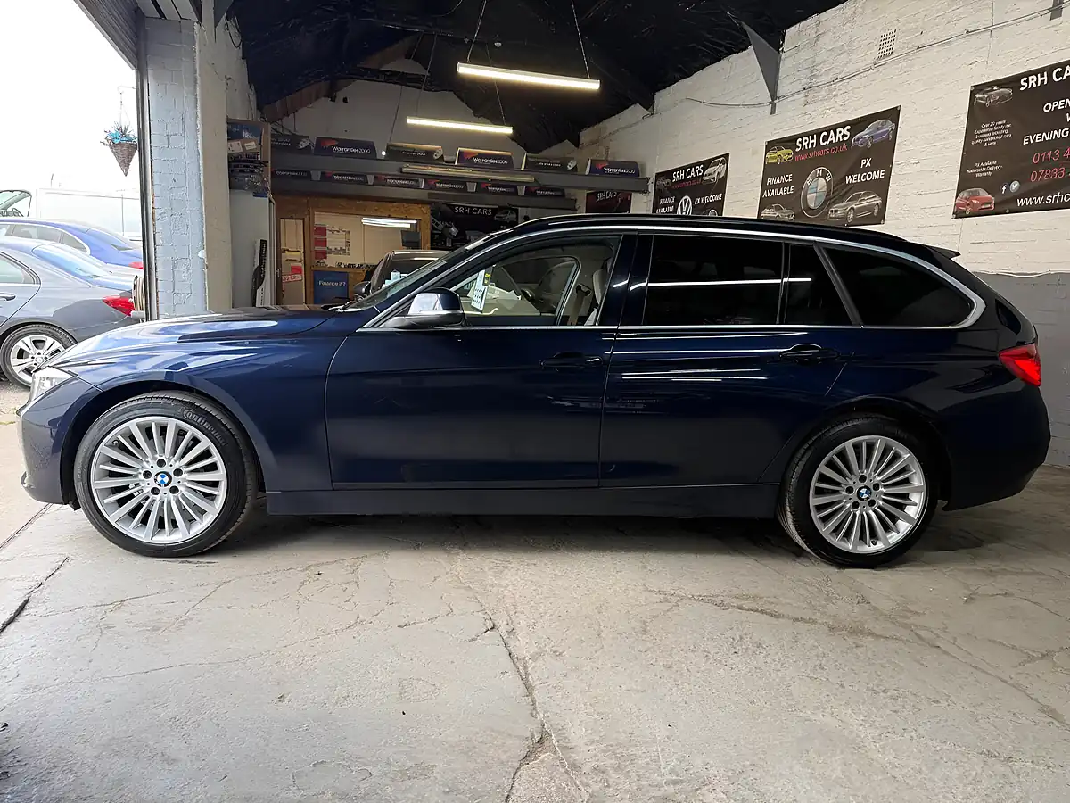Used 2014 BMW 3 Series Luxury Touring Blue - Interior and Exterior details 11