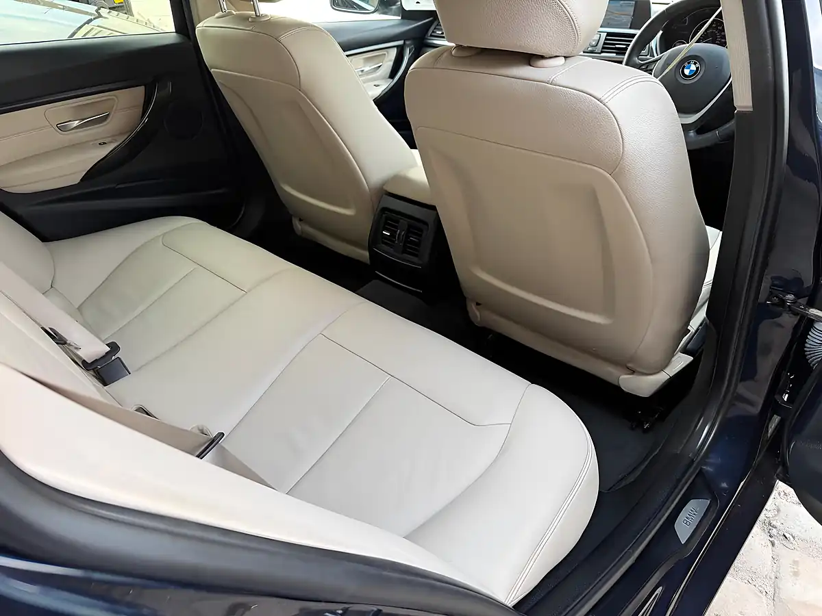 Used 2014 BMW 3 Series Luxury Touring Blue - Interior and Exterior details 13