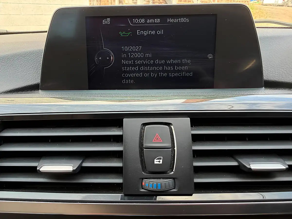 Used 2014 BMW 3 Series Luxury Touring Blue - Interior and Exterior details 17