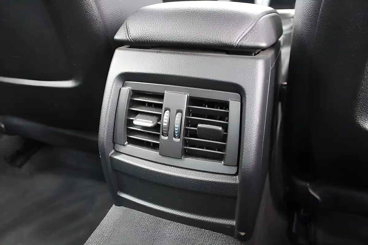 Used 2014 BMW 3 Series M Sport Black - Interior and Exterior details 19