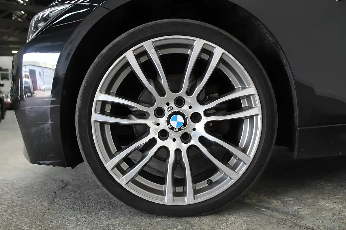Used 2014 BMW 3 Series M Sport Black - Interior and Exterior details 20