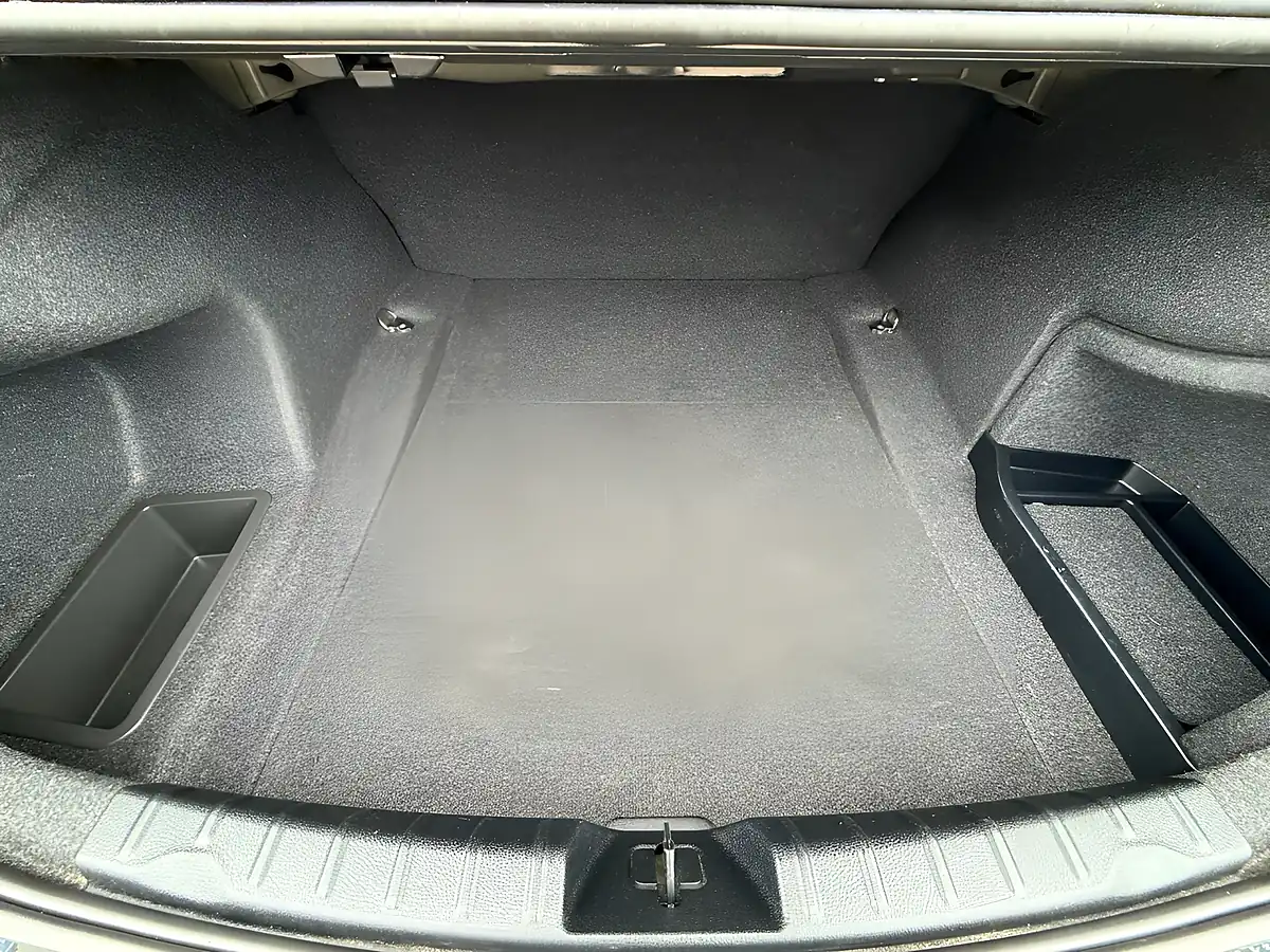 Used 2014 BMW 3 Series M Sport Black - Interior and Exterior details 16
