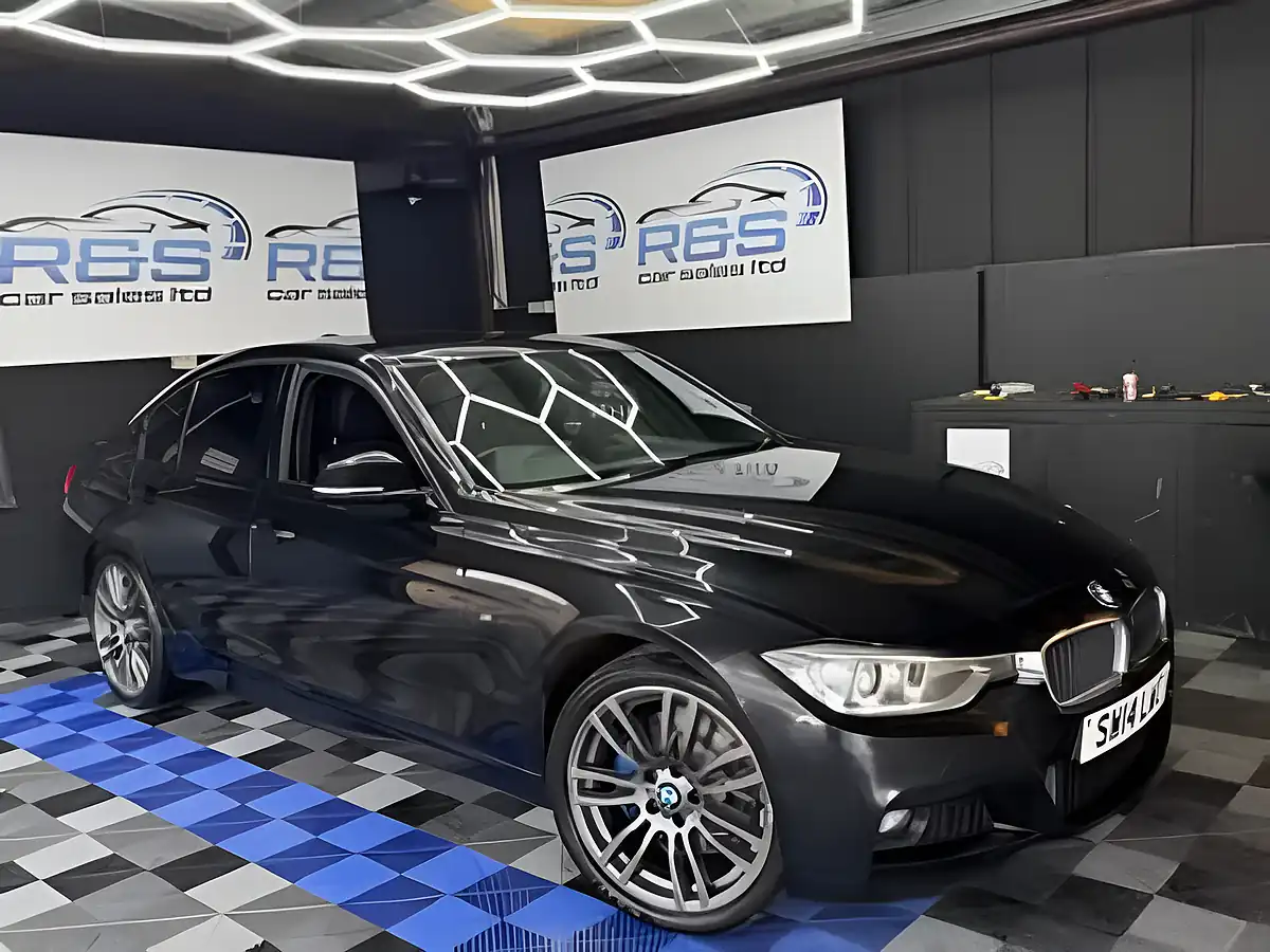 Used 2014 BMW 3 Series M Sport Black - Front View