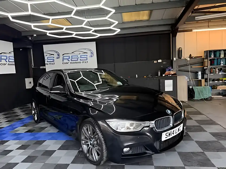 Used 2014 BMW 3 Series M Sport Black - Interior and Exterior details 17
