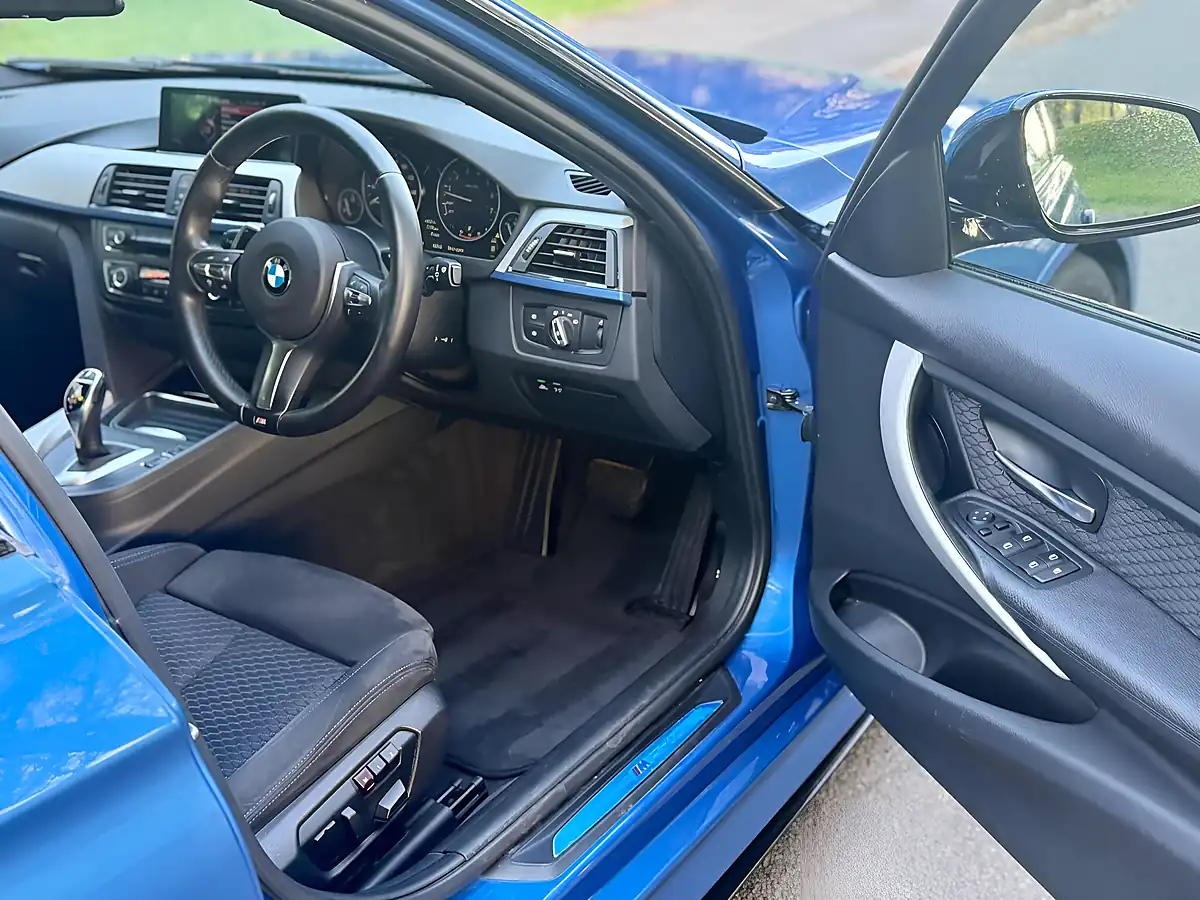 Used 2014 BMW 3 Series M Sport Blue - Interior and Exterior details 16