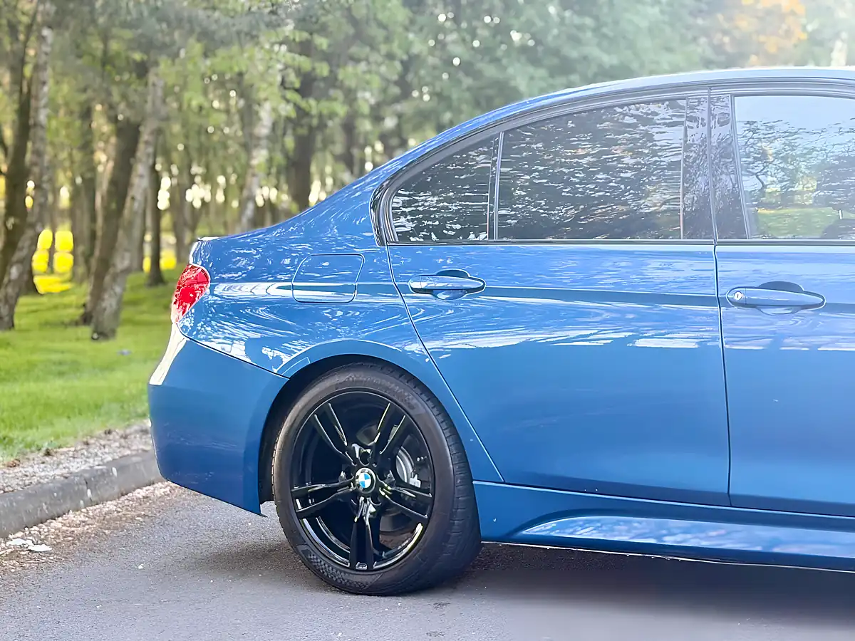 Used 2014 BMW 3 Series M Sport Blue - Interior and Exterior details 8