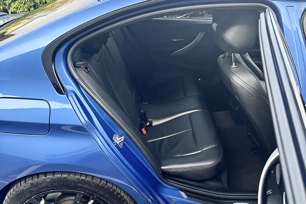 Used 2014 BMW 3 Series M Sport Estoril Blue - Interior and Exterior details 14
