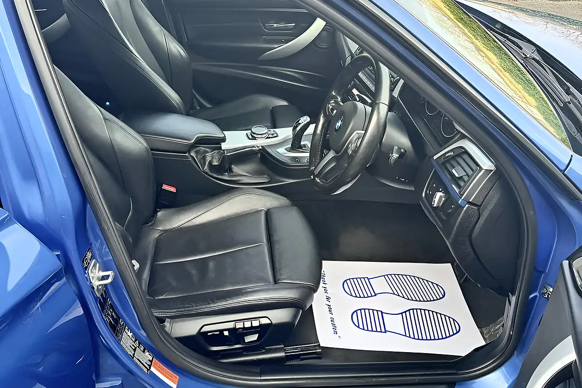 Used 2014 BMW 3 Series M Sport Estoril Blue - Interior and Exterior details 9