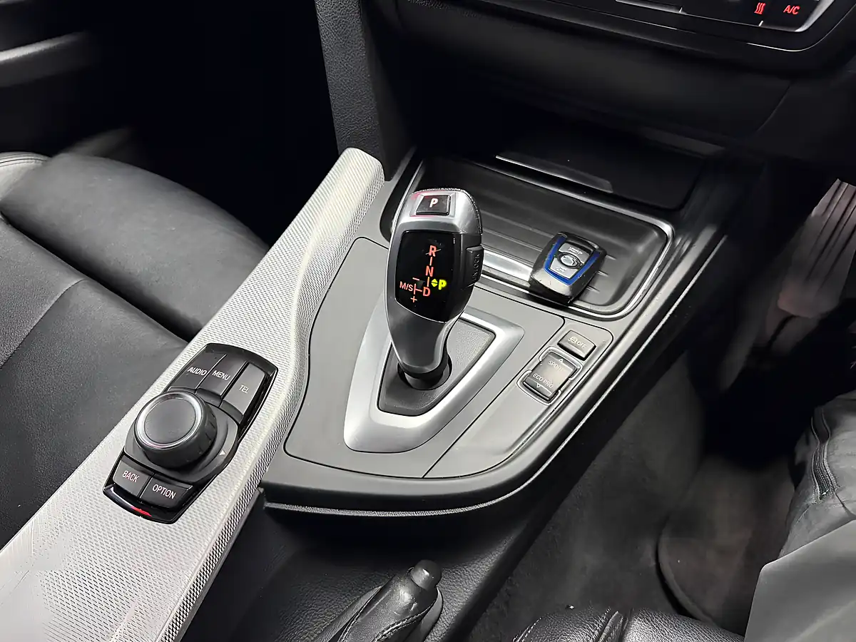 Used 2014 BMW 3 Series M Sport Estoril Blue - Interior and Exterior details 12