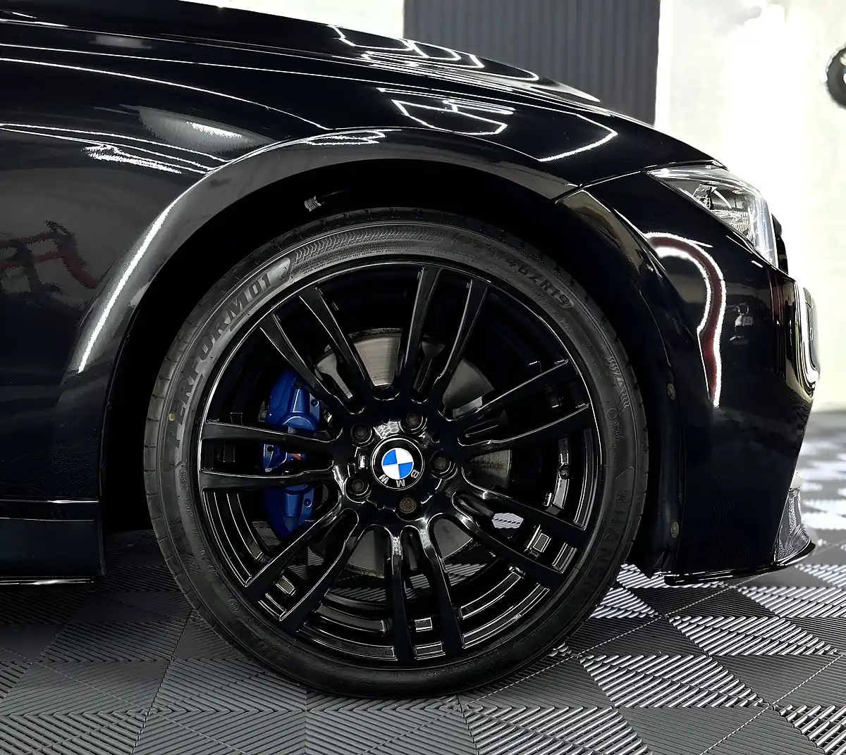 Used 2014 BMW 3 Series M Sport Touring Black Sapphire - Interior and Exterior details 15