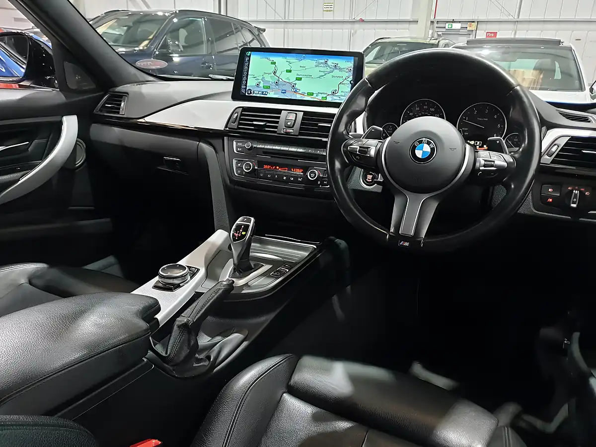Used 2014 BMW 3 Series M Sport Touring Estoril Blue - Interior and Exterior details 17