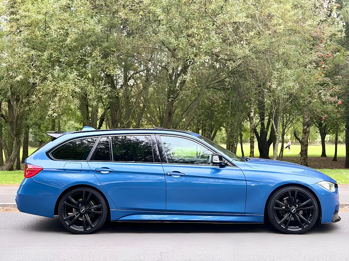 Used 2014 BMW 3 Series M Sport Touring Estoril Blue - Interior and Exterior details 17