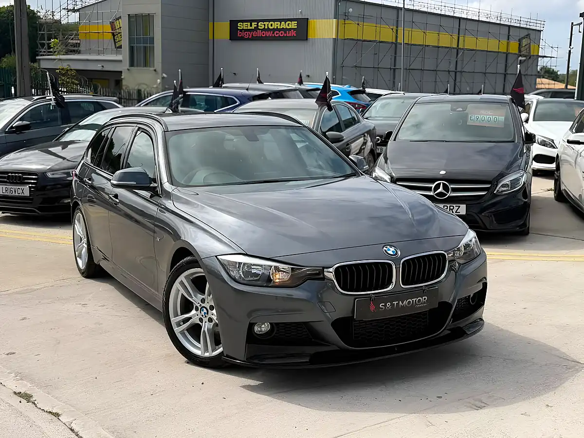 Used 2014 BMW 3 Series M Sport Touring Grey - Front View