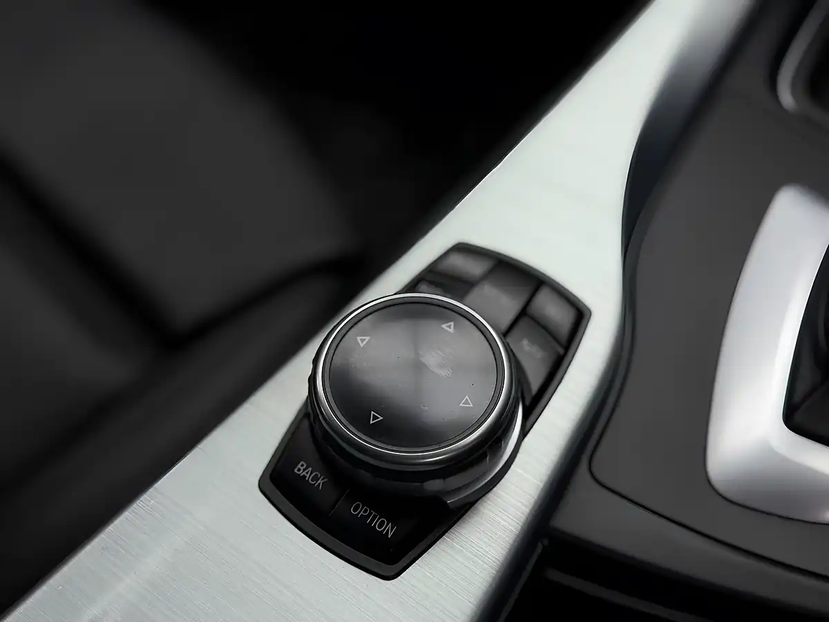 Used 2014 BMW 3 Series M Sport White - Interior and Exterior details 12