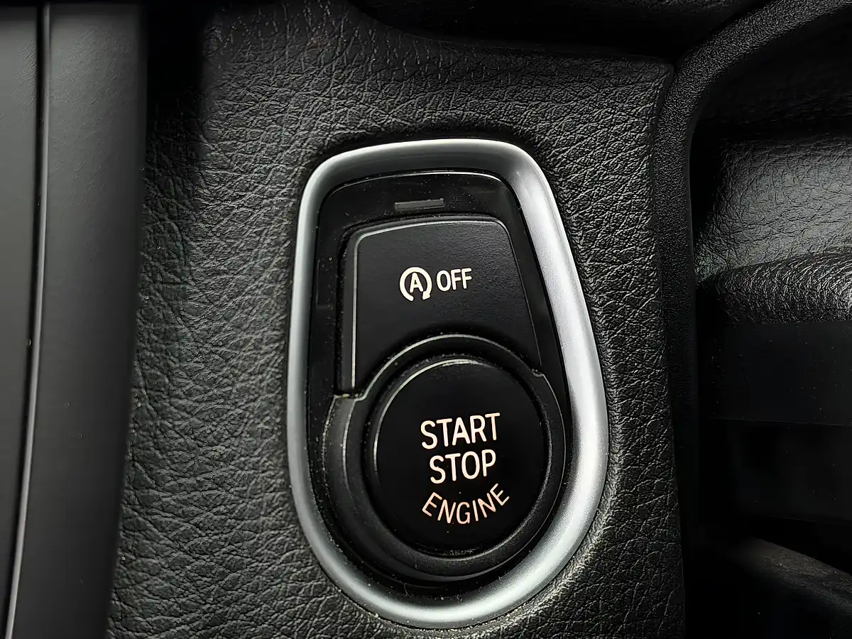 Used 2014 BMW 3 Series M Sport White - Interior and Exterior details 13