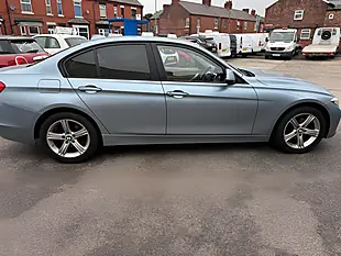 Used 2014 BMW 3 Series Se Blue - Interior and Exterior details 9