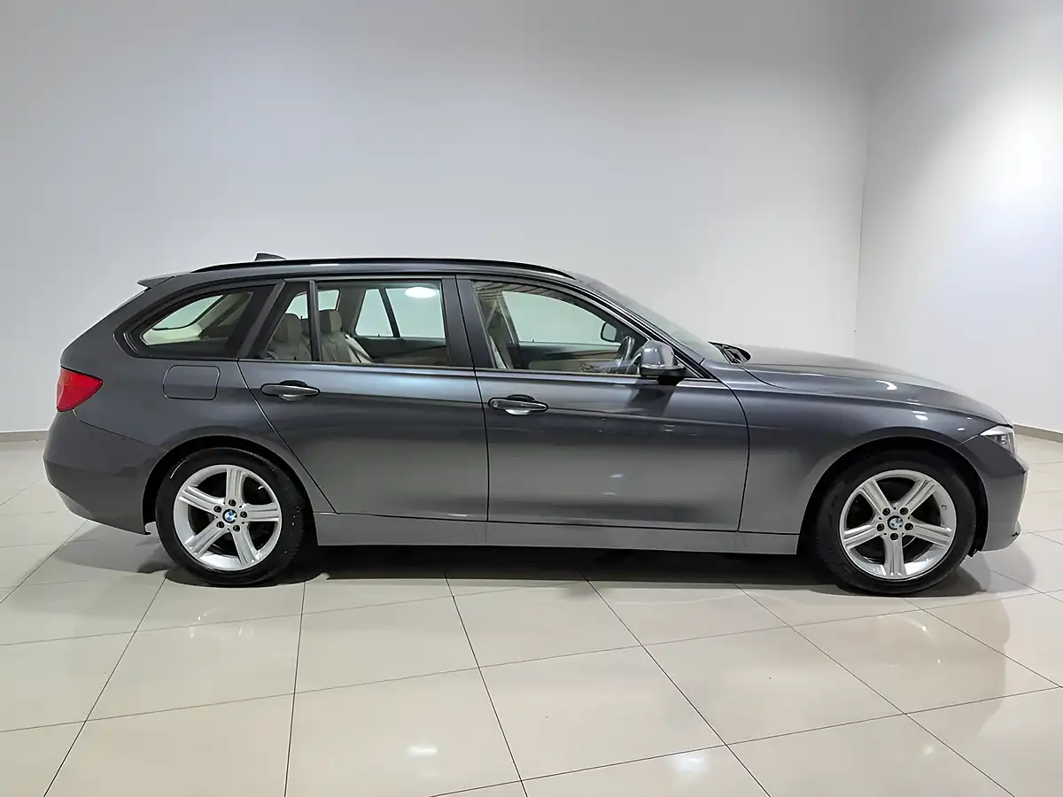 Used 2014 BMW 3 Series Se Touring Grey - Interior and Exterior details 11