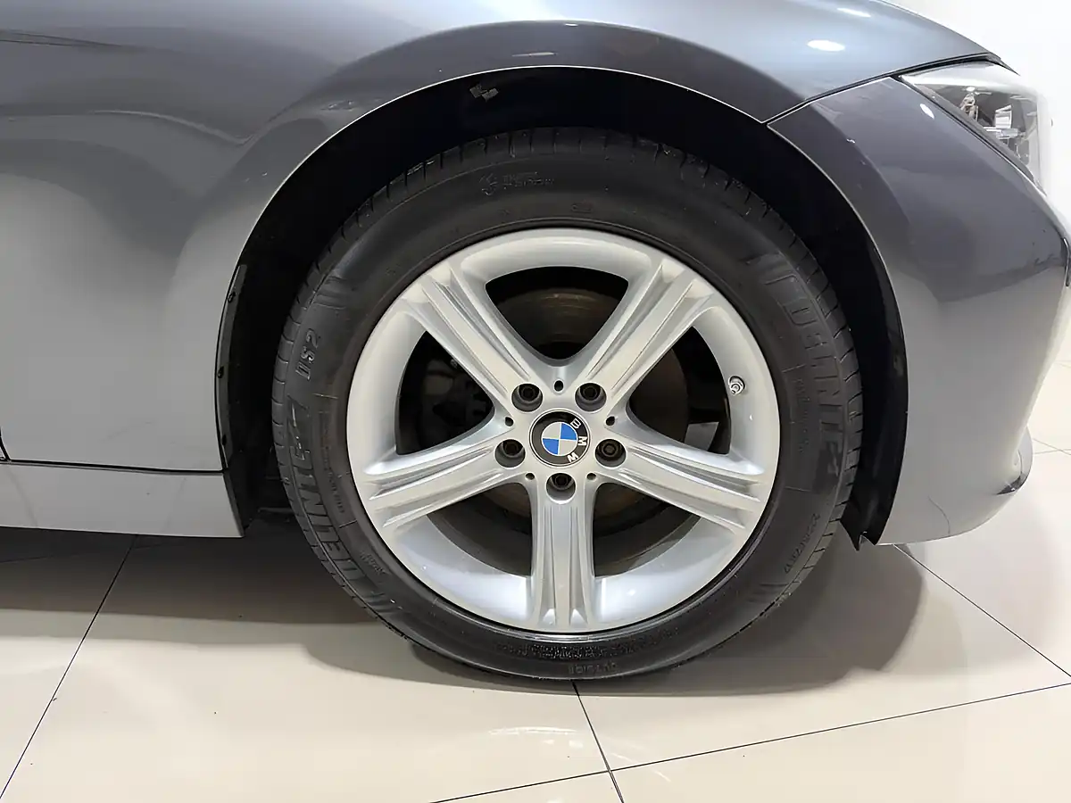 Used 2014 BMW 3 Series Se Touring Grey - Interior and Exterior details 12