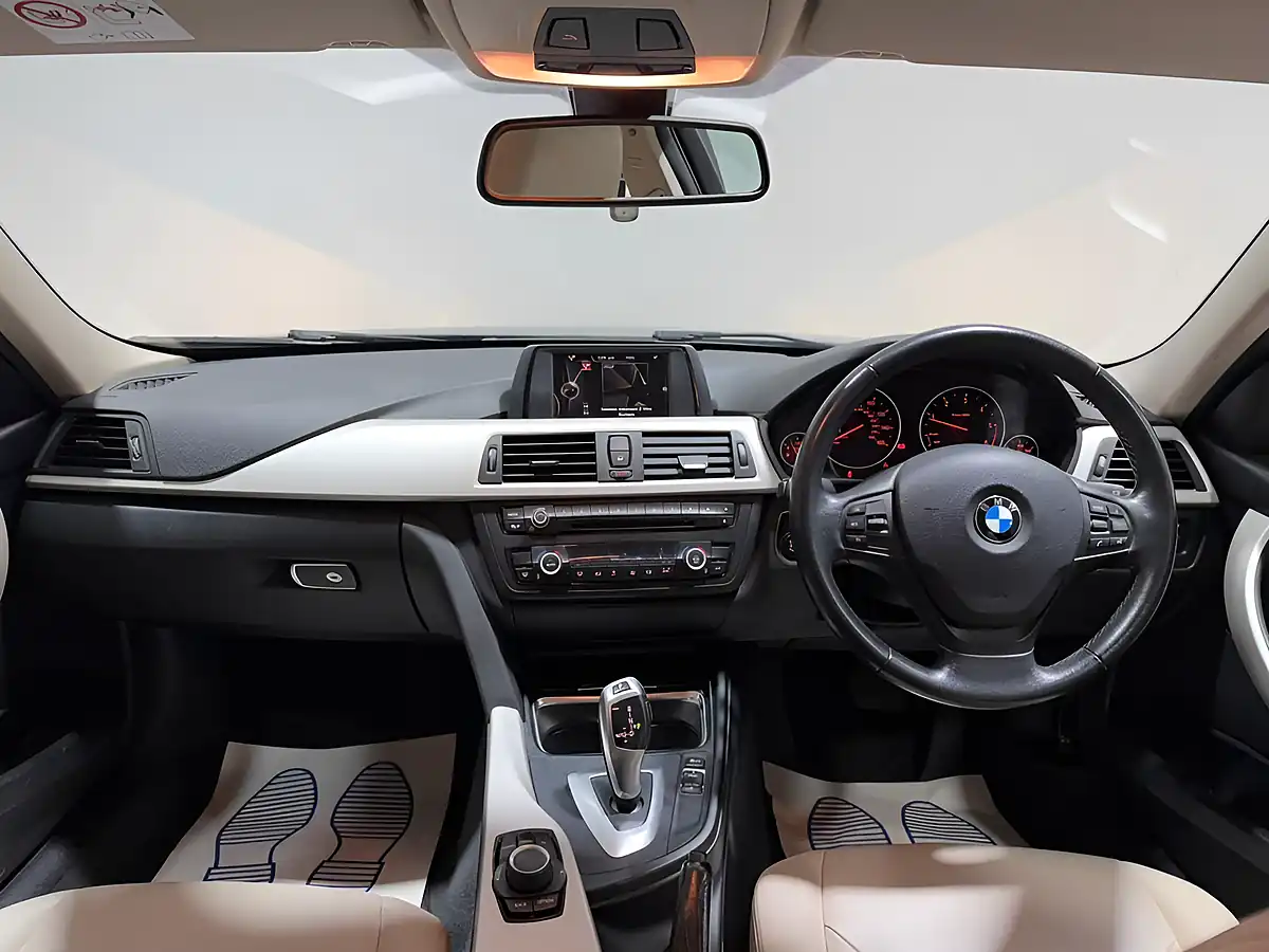 Used 2014 BMW 3 Series Se Touring Grey - Interior and Exterior details 4
