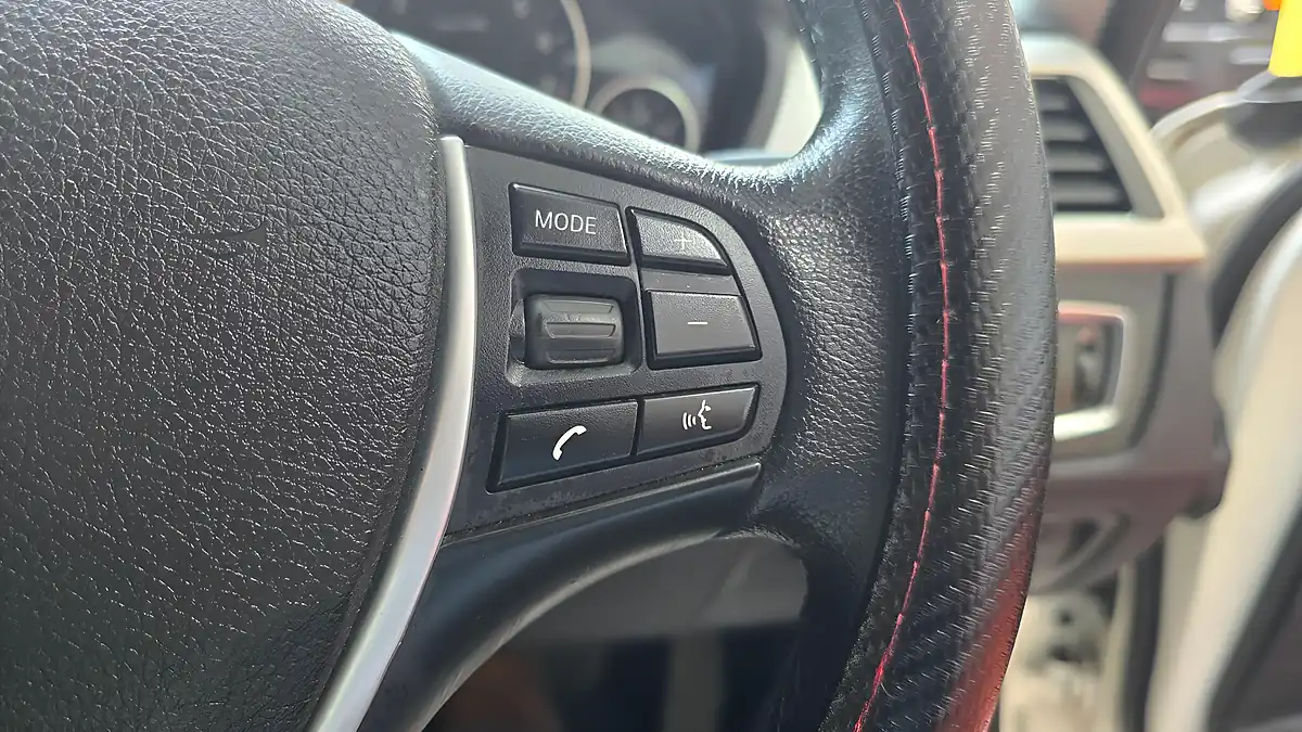 Used 2014 BMW 3 Series Se Touring White - Interior and Exterior details 7
