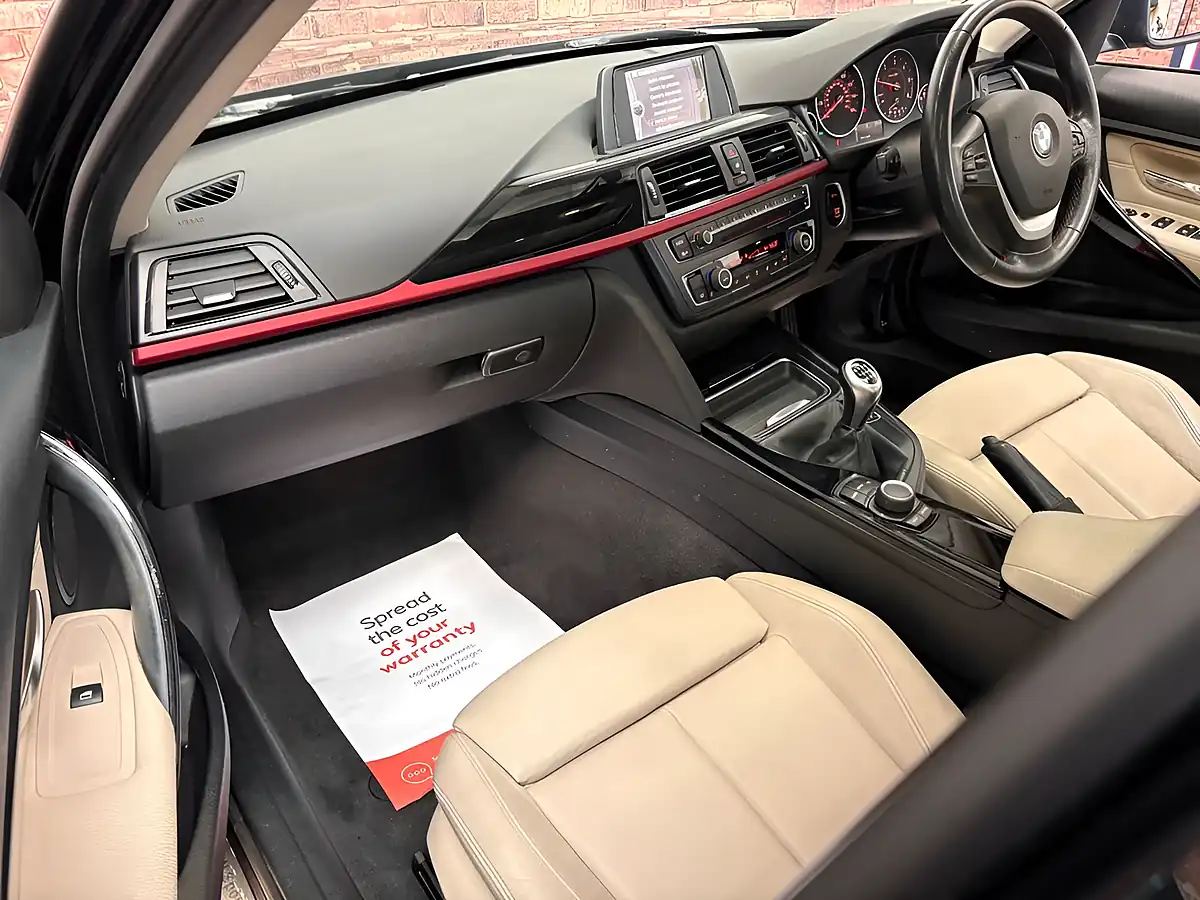 Used 2014 BMW 3 Series Sport Black - Interior and Exterior details 9