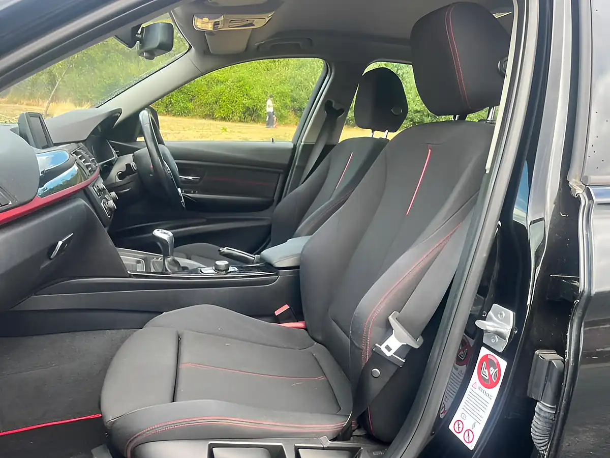 Used 2014 BMW 3 Series Sport Black - Interior and Exterior details 7