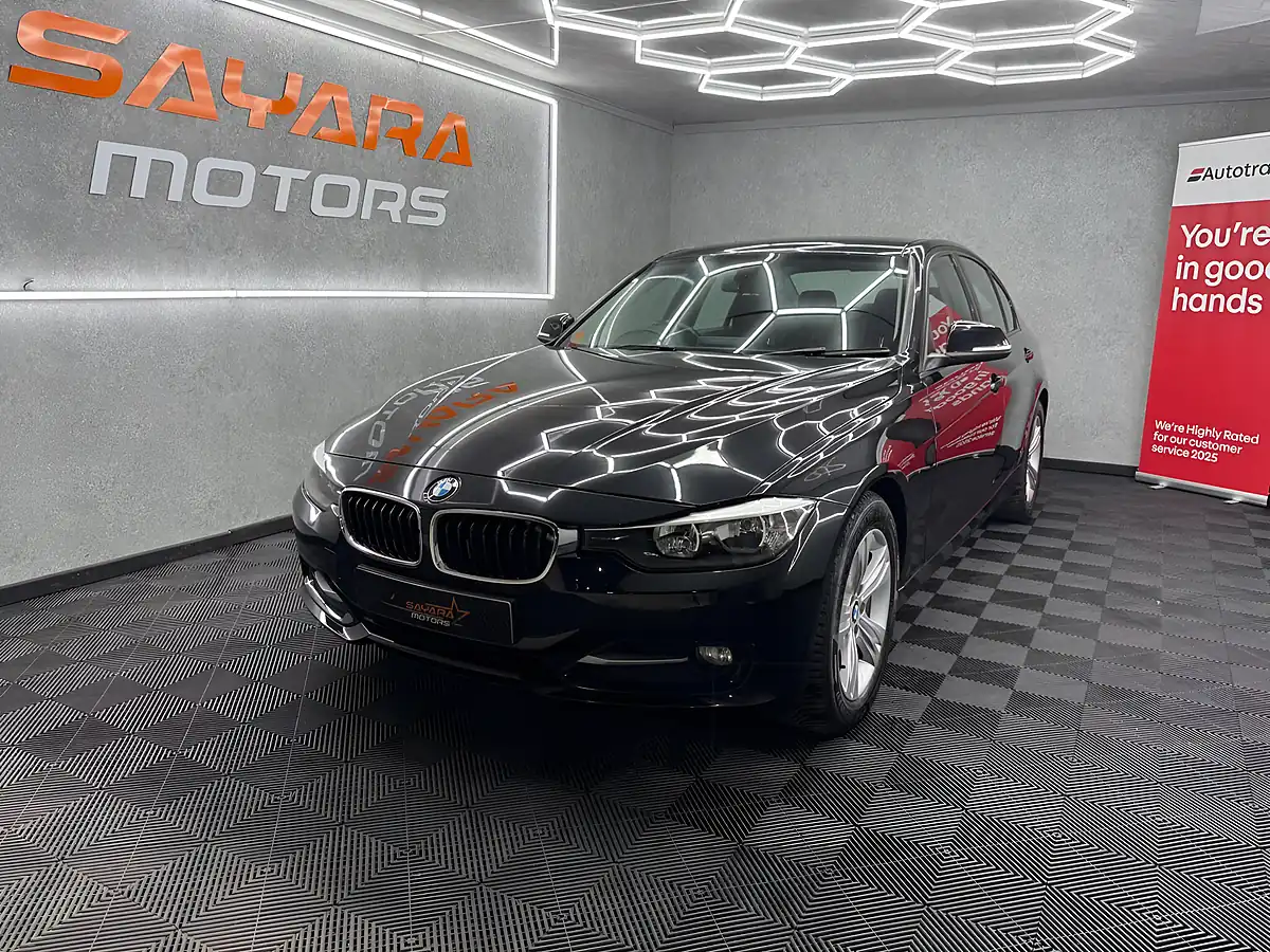 Used 2014 BMW 3 Series Sport Black - Interior and Exterior details 4