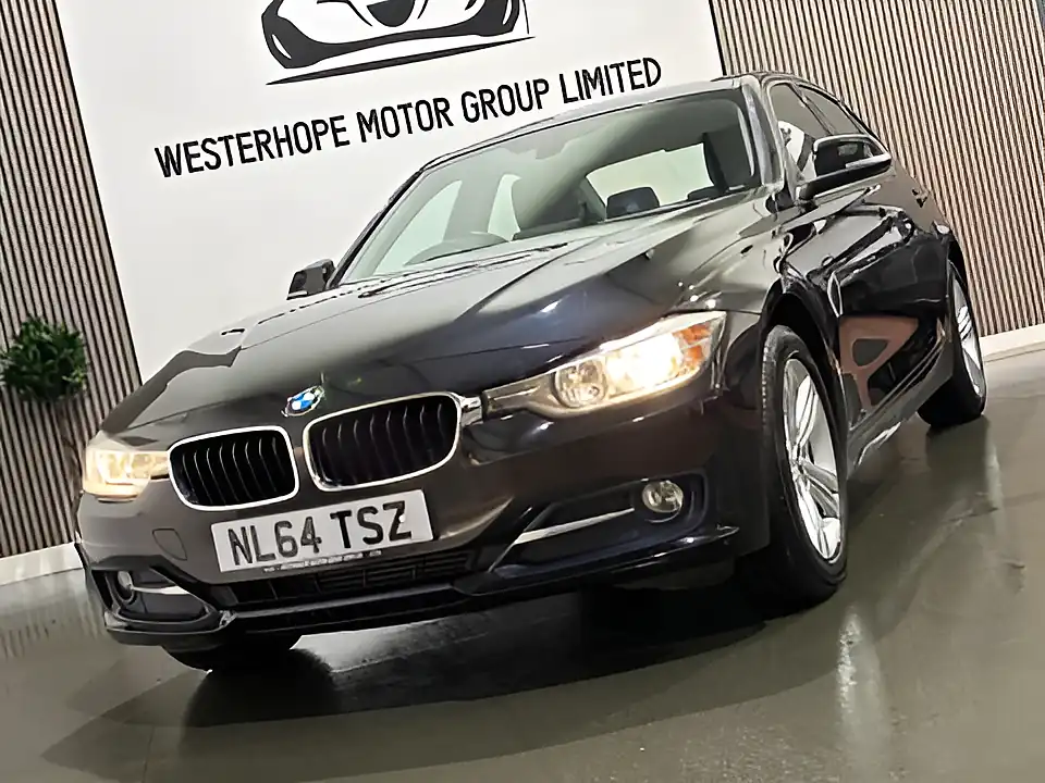 Used 2014 BMW 3 Series Sport Black - Interior and Exterior details 10