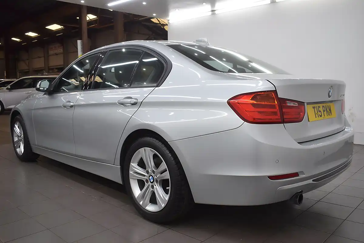 Used 2014 BMW 3 Series Sport Silver - Interior and Exterior details 12