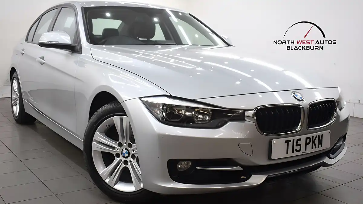 Used 2014 BMW 3 Series Sport Silver - Interior and Exterior details 2