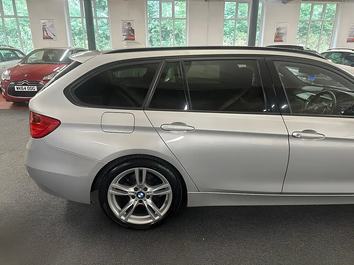 Used 2014 BMW 3 Series Sport Touring Silver - Interior and Exterior details 16