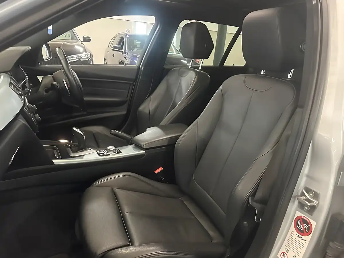 Used 2014 BMW 3 Series Sport Touring Silver - Interior and Exterior details 9