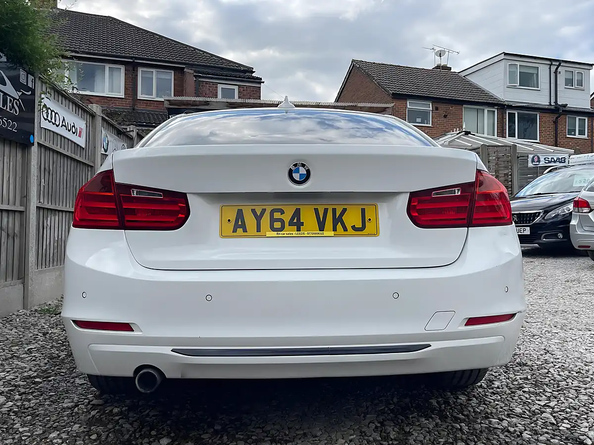 Used 2014 BMW 3 Series Sport White - Interior and Exterior details 12