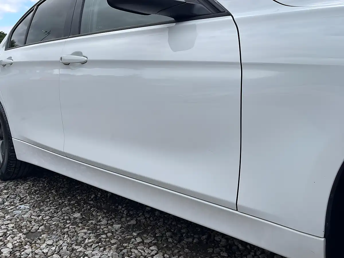 Used 2014 BMW 3 Series Sport White - Interior and Exterior details 18