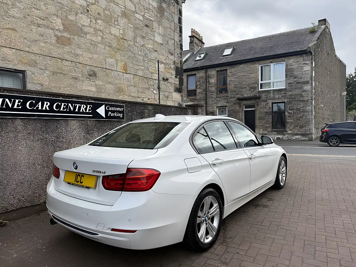 Used 2014 BMW 3 Series Sport White - Interior and Exterior details 2