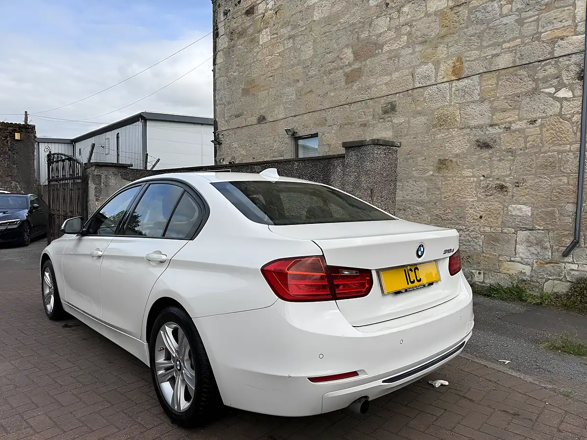 Used 2014 BMW 3 Series Sport White - Interior and Exterior details 8