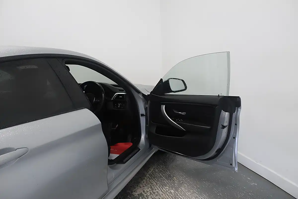 Used 2014 BMW 4 Series Gran Coupe M Sport Silver - Interior and Exterior details 12