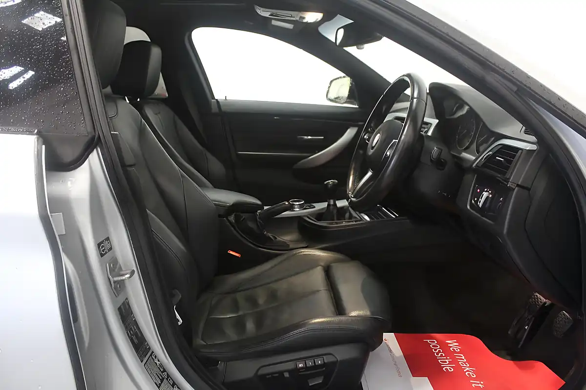 Used 2014 BMW 4 Series Gran Coupe M Sport Silver - Interior and Exterior details 13