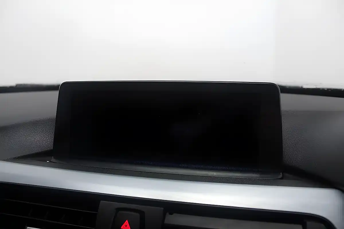 Used 2014 BMW 4 Series Gran Coupe M Sport Silver - Interior and Exterior details 16
