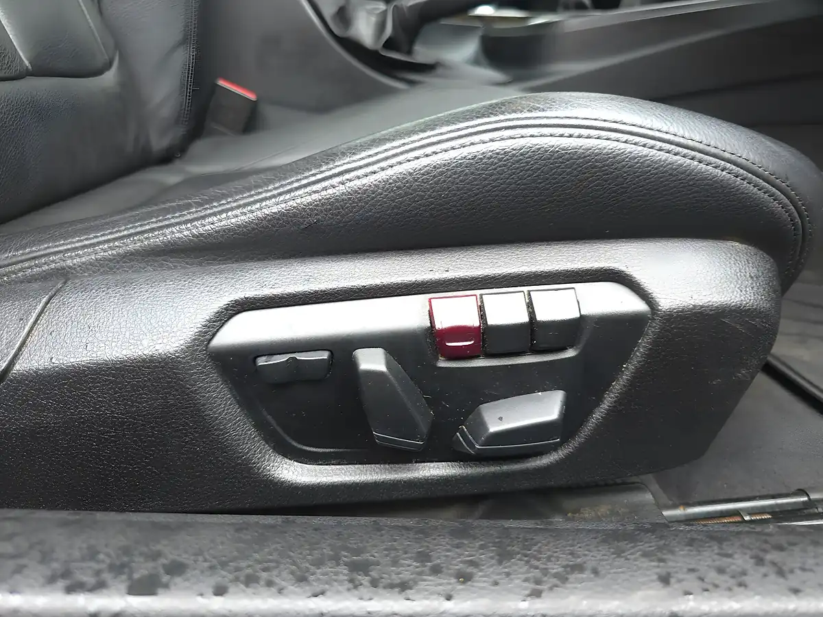 Used 2014 BMW 4 Series Luxury Grey - Interior and Exterior details 20