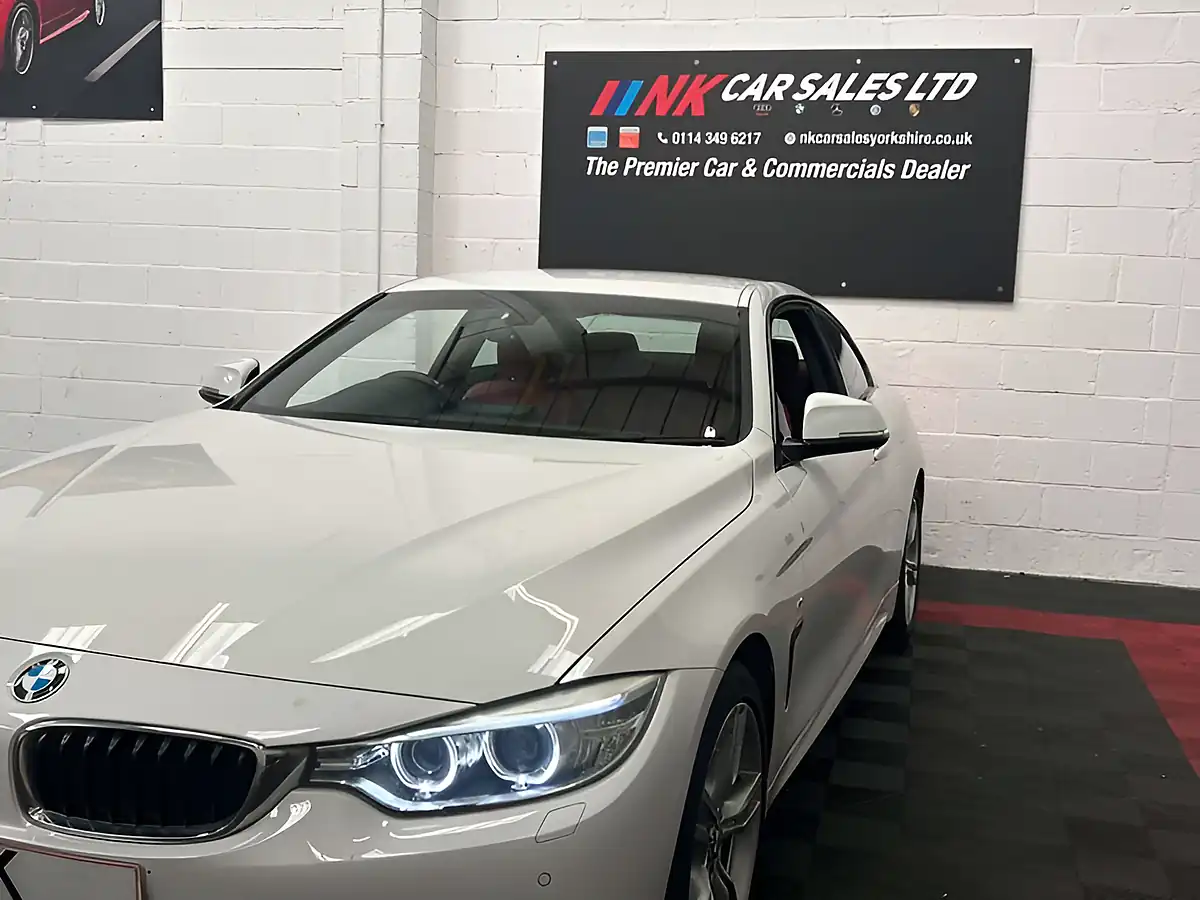 Used 2014 BMW 4 Series M Sport Alpine White - Interior and Exterior details 6