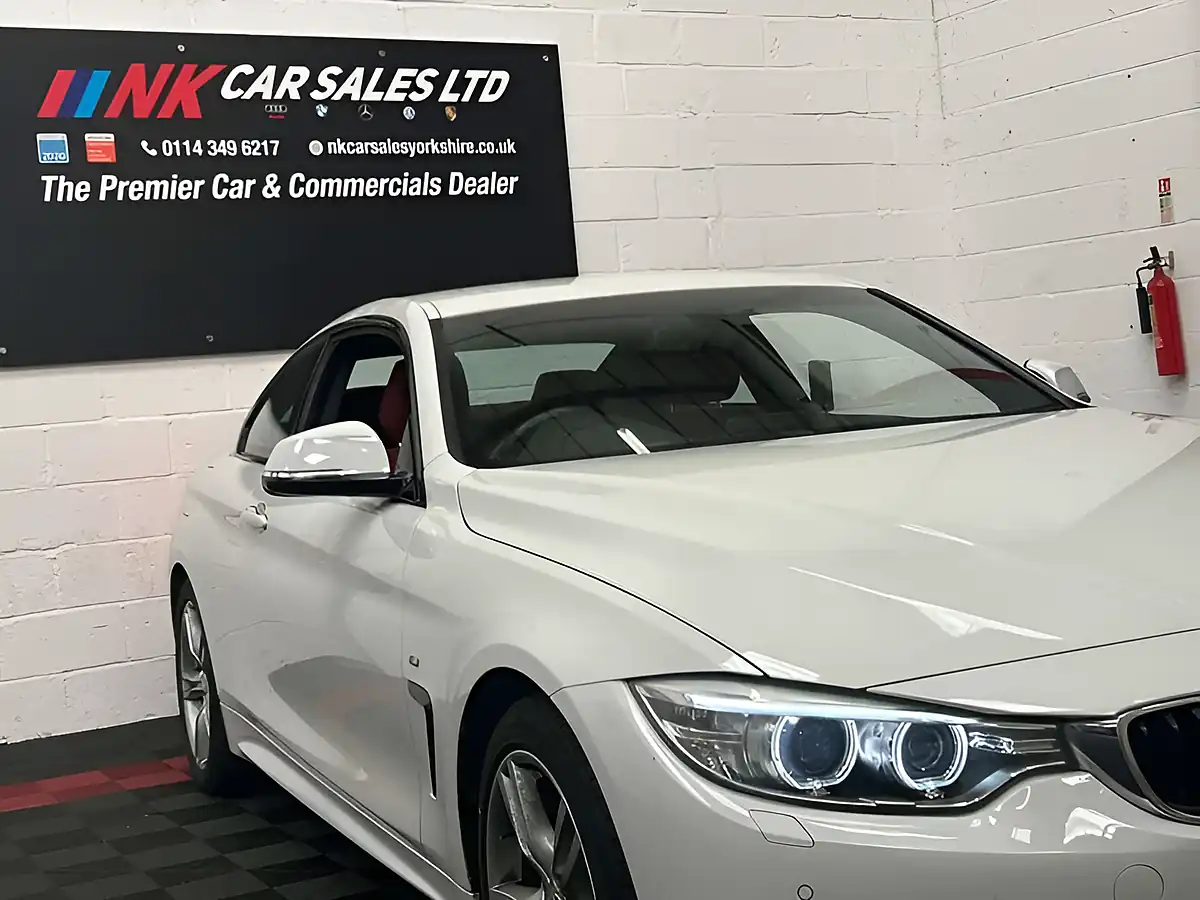 Used 2014 BMW 4 Series M Sport Alpine White - Interior and Exterior details 7