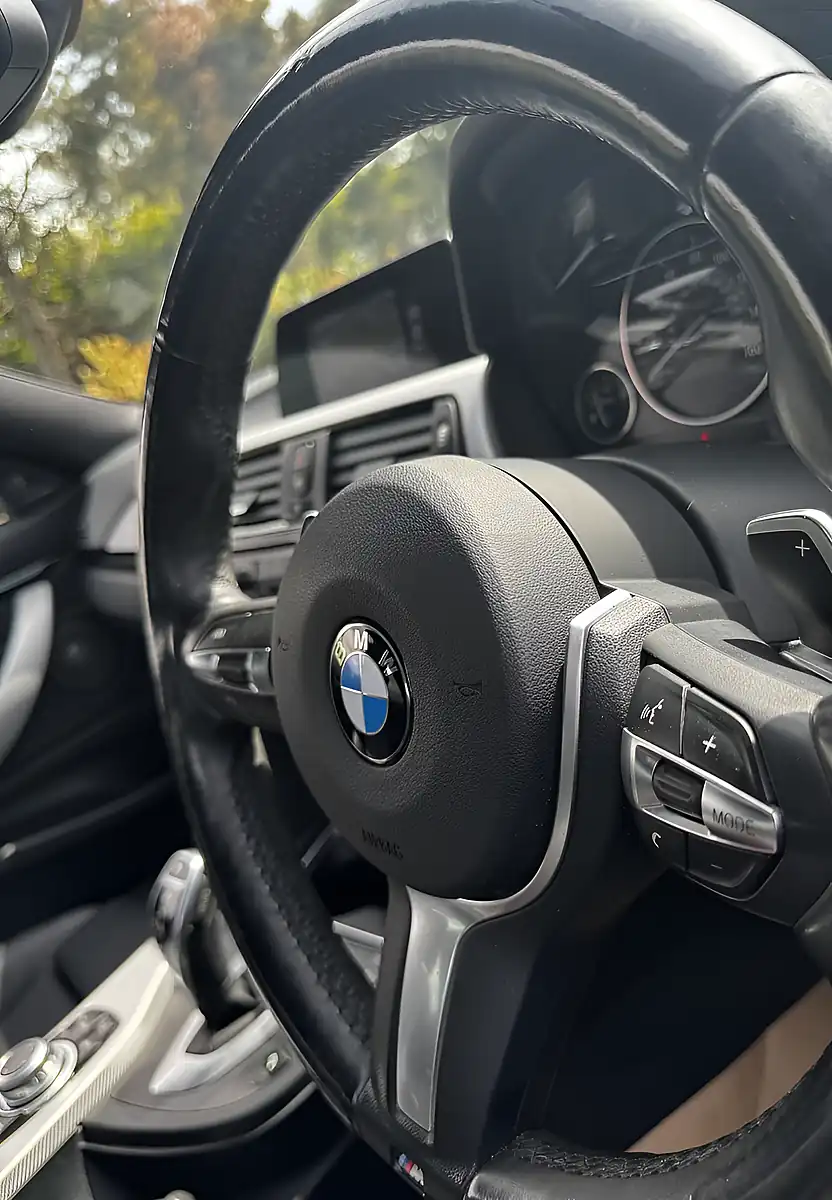 Used 2014 BMW 4 Series M Sport Black - Interior and Exterior details 14