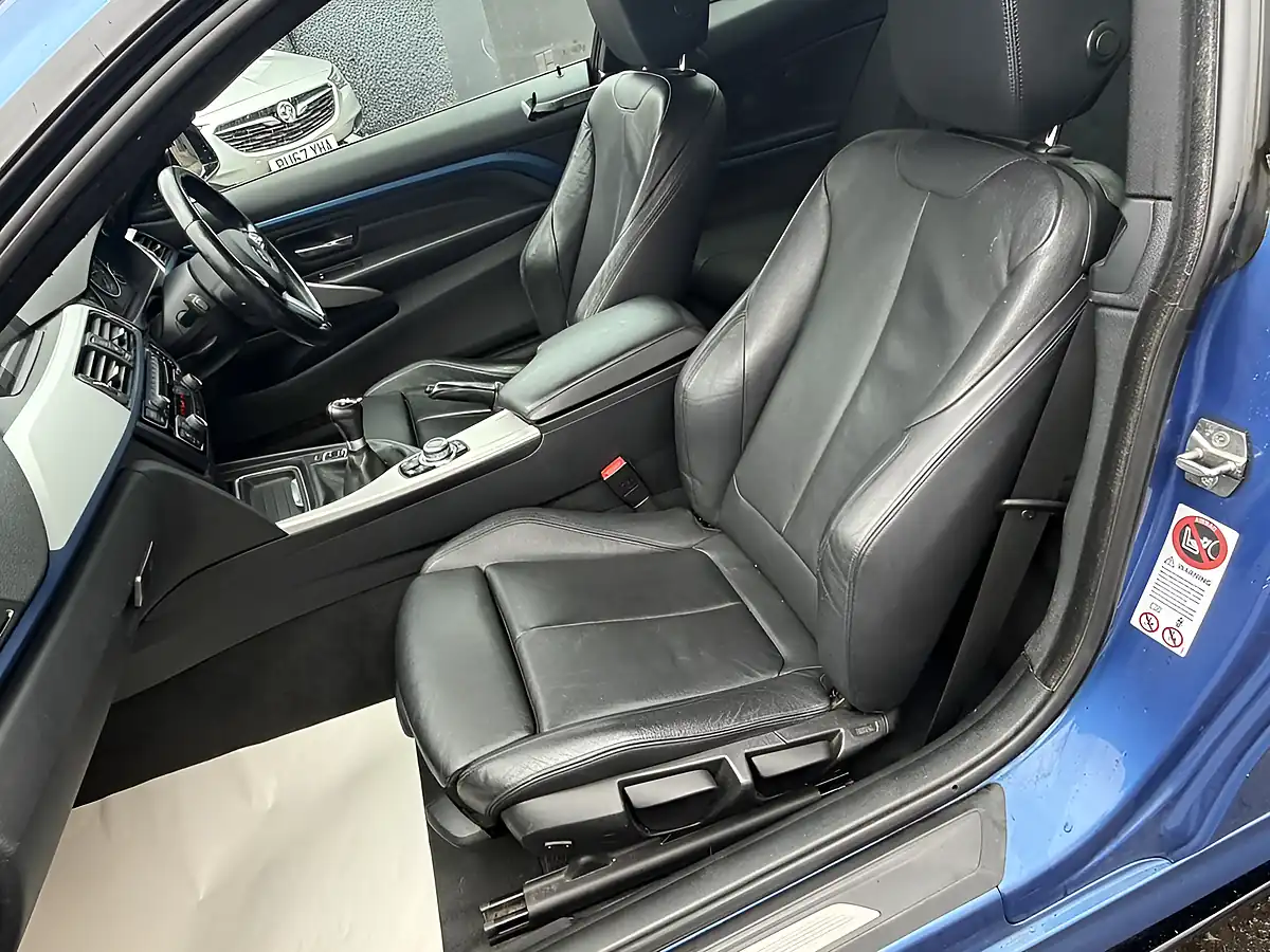 Used 2014 BMW 4 Series M Sport Blue - Interior and Exterior details 16