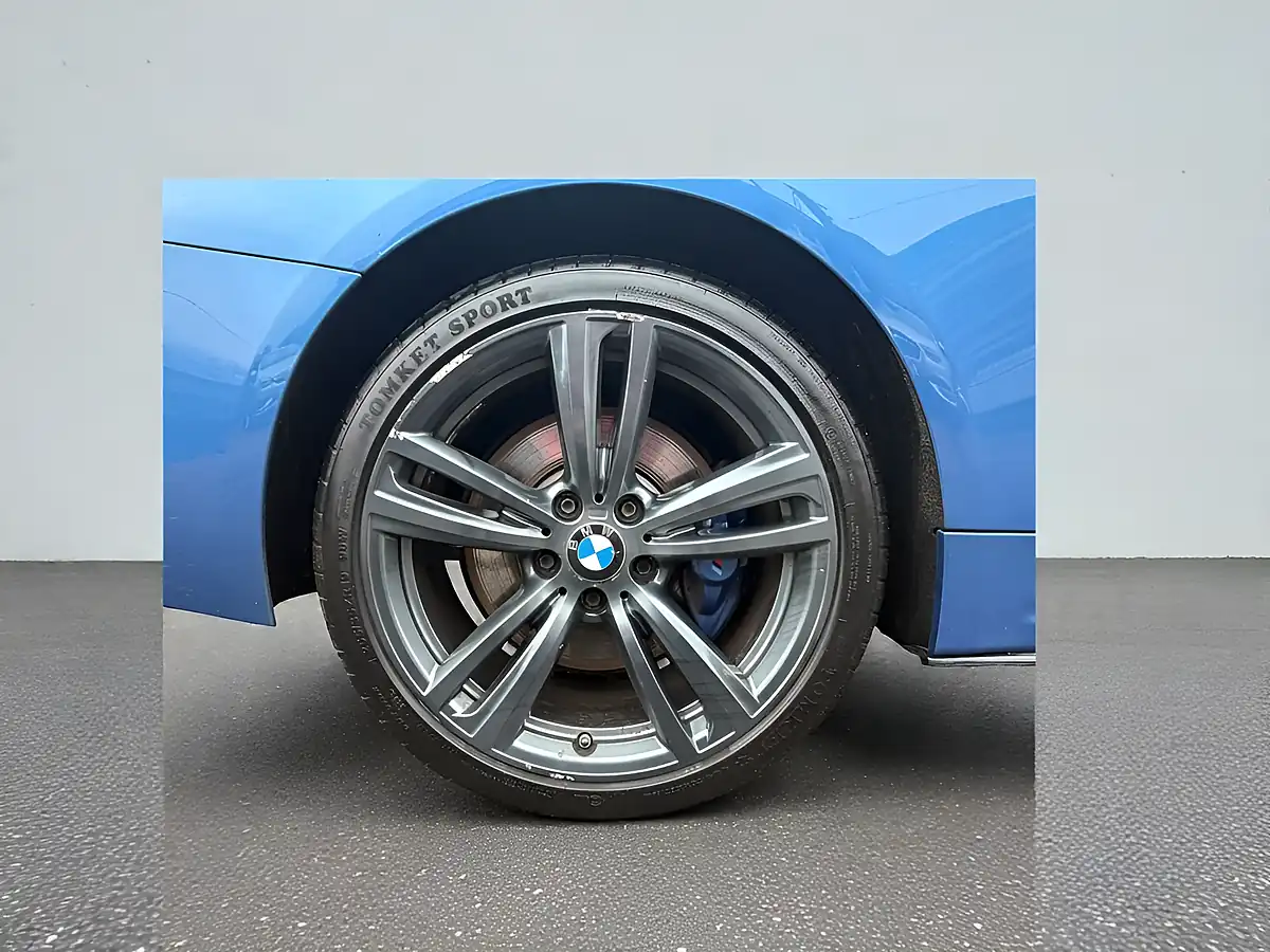 Used 2014 BMW 4 Series M Sport Blue - Interior and Exterior details 7