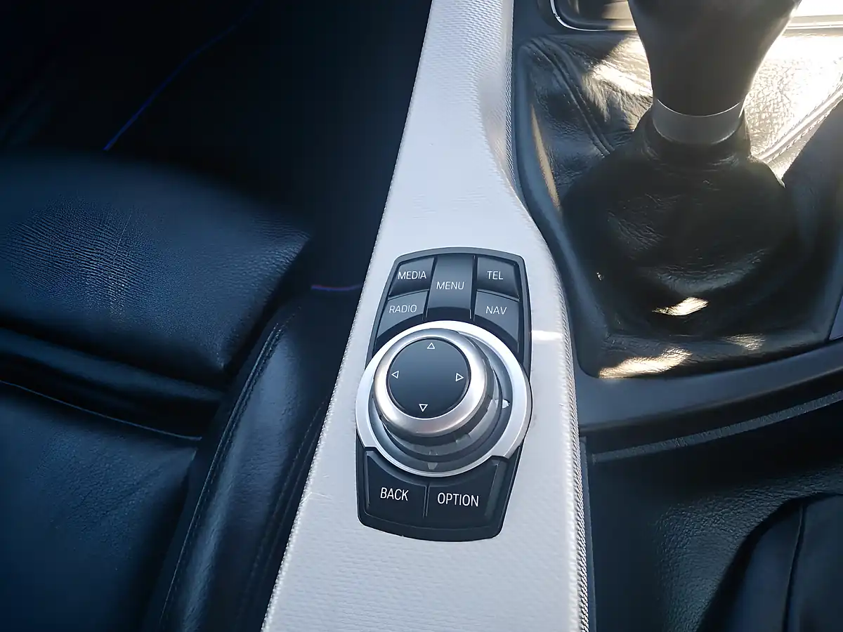 Used 2014 BMW 4 Series M Sport Estoril Blue - Interior and Exterior details 13